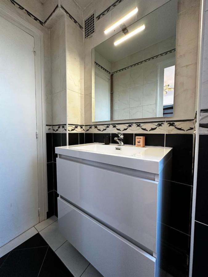 Beautiful Apartment With Terrace - Loire View Tours Exterior photo